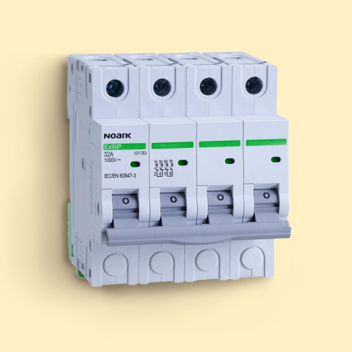 DC isolator switch for photovoltaic application, width: 4 modules, 4-pole, 32A, 1000V DC / 101763